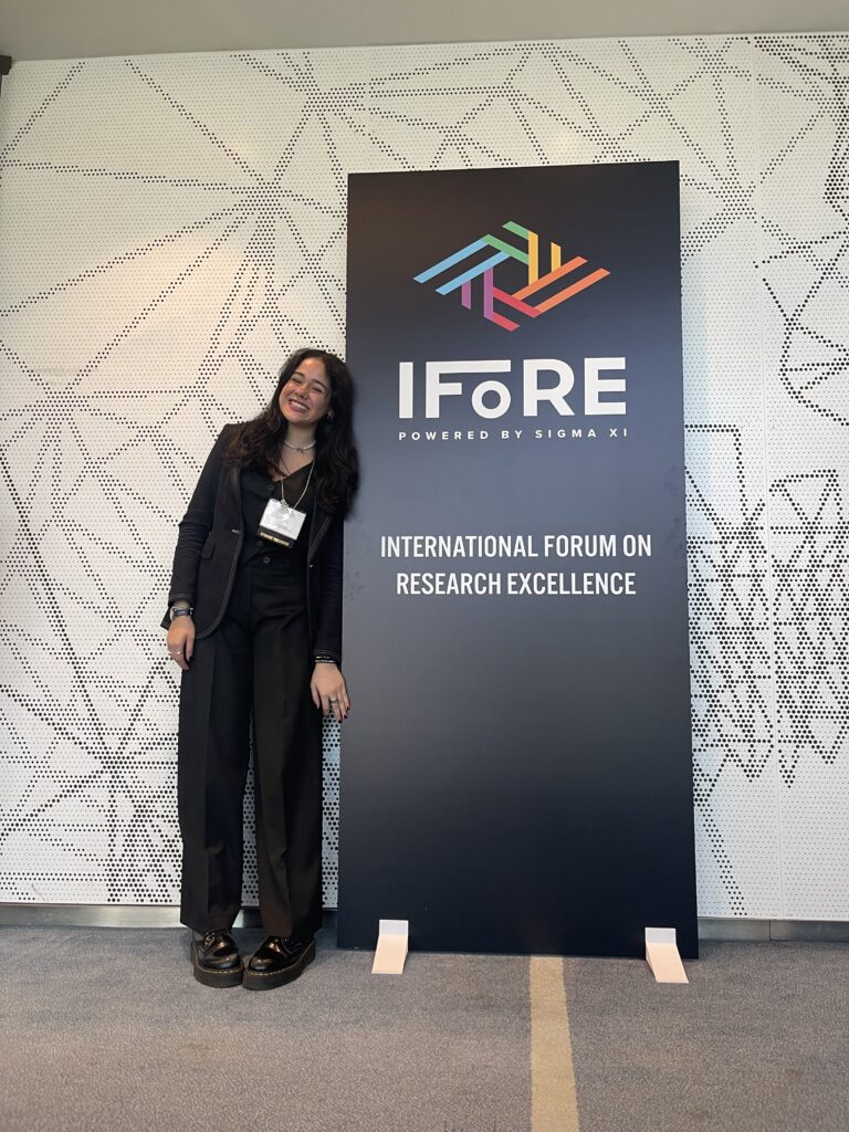 Azra at the IFoRE conference